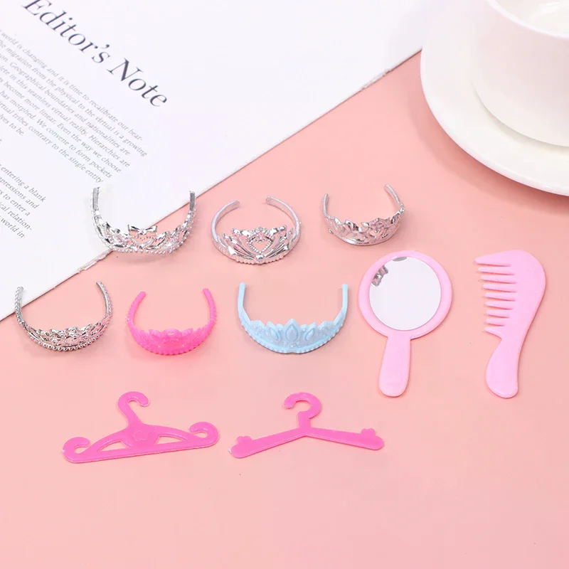 Ensemble de poupée princesse de 11 pouces avec couronne, collier, bracelets et boucles d'oreilles électro-plaqués