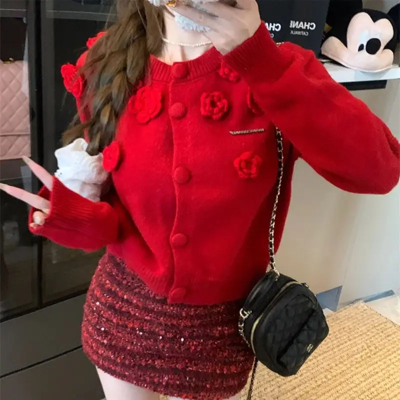 Sweet hot girl flower short cardigan sweater autumn and winter new high-end western style sweater long-sleeved jacket