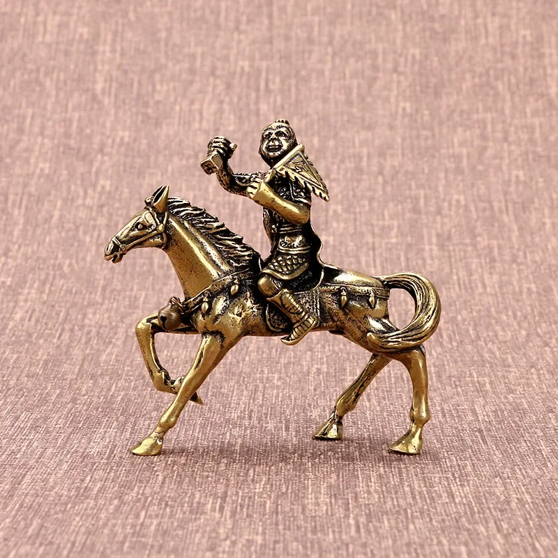 

Copper Chinese Retro Rider Figurines Miniatures Home Decoracion Crafts Brass Bronze Sculpture Office Descktop Decor Ornaments