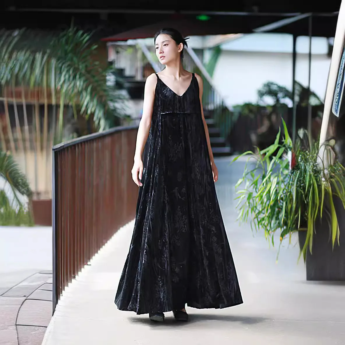 

25 Spring New Velvet Strap Skirt National Style Printed New Chinese Extended Edition Dress