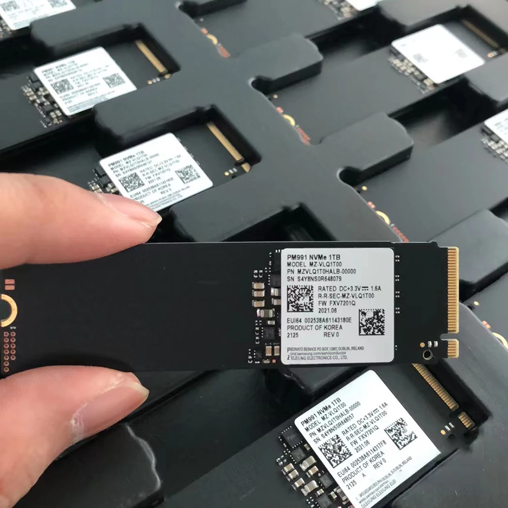 

Новый твердотельный накопитель для сервера Samsung PM991 Enterprise MZVLQ1T0HALB-00000 1T 2280 M2 NVME