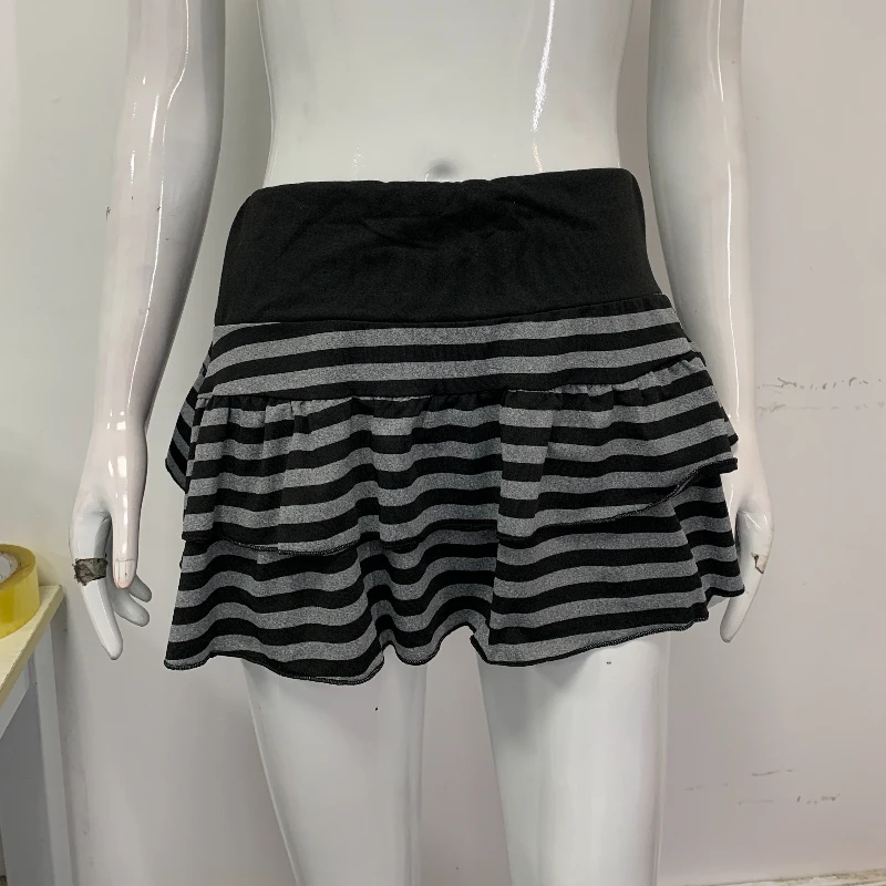 

2025 Summer New Girl Pure Desire Wind Striped Cake Puff Skirt Versatile Women's Half length Skirt