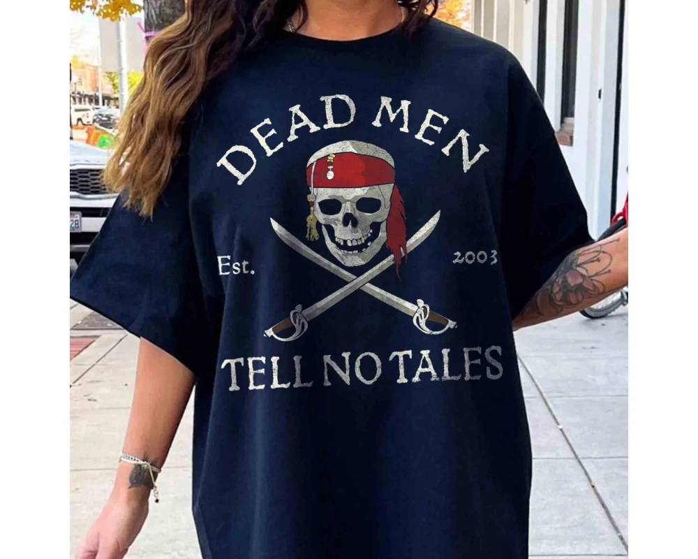 

Ретро футболки Disney Футболки «Капитан Джек Воробей» Футболки «Пираты Карибского моря» и футболки для семейных путешествий из Диснейленда