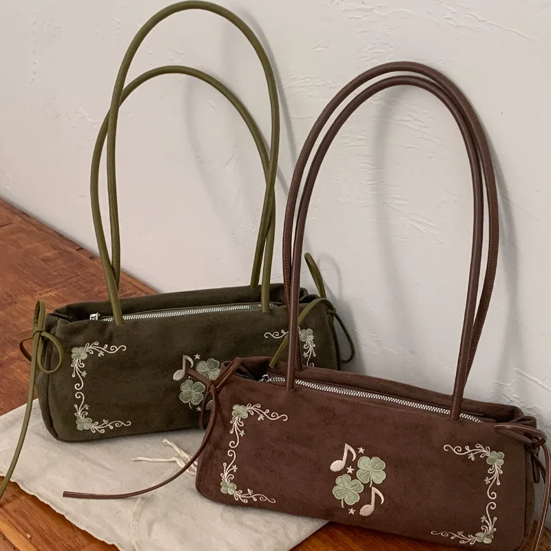 Four Leaf Clover Note Embroidered Shoulder Bag Autumn/winter Retro Suede Shoulder Bag Women's French Elegant Underarm Bag