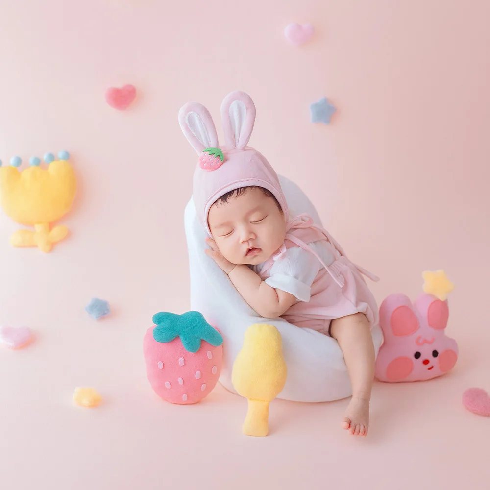 Newborn Photography Props Adorable Strawberry Rabbit Theme Pink Bunny Hat+romper Set Plush Decor Prop for Studio Infant Shooting
