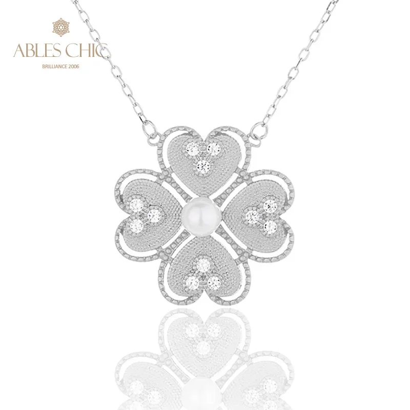 AC 5A Freshwater Pearls 4-4.5mm Accent Clover Patterned  Solid 925 Silver Floral Pendant Necklace PN1009