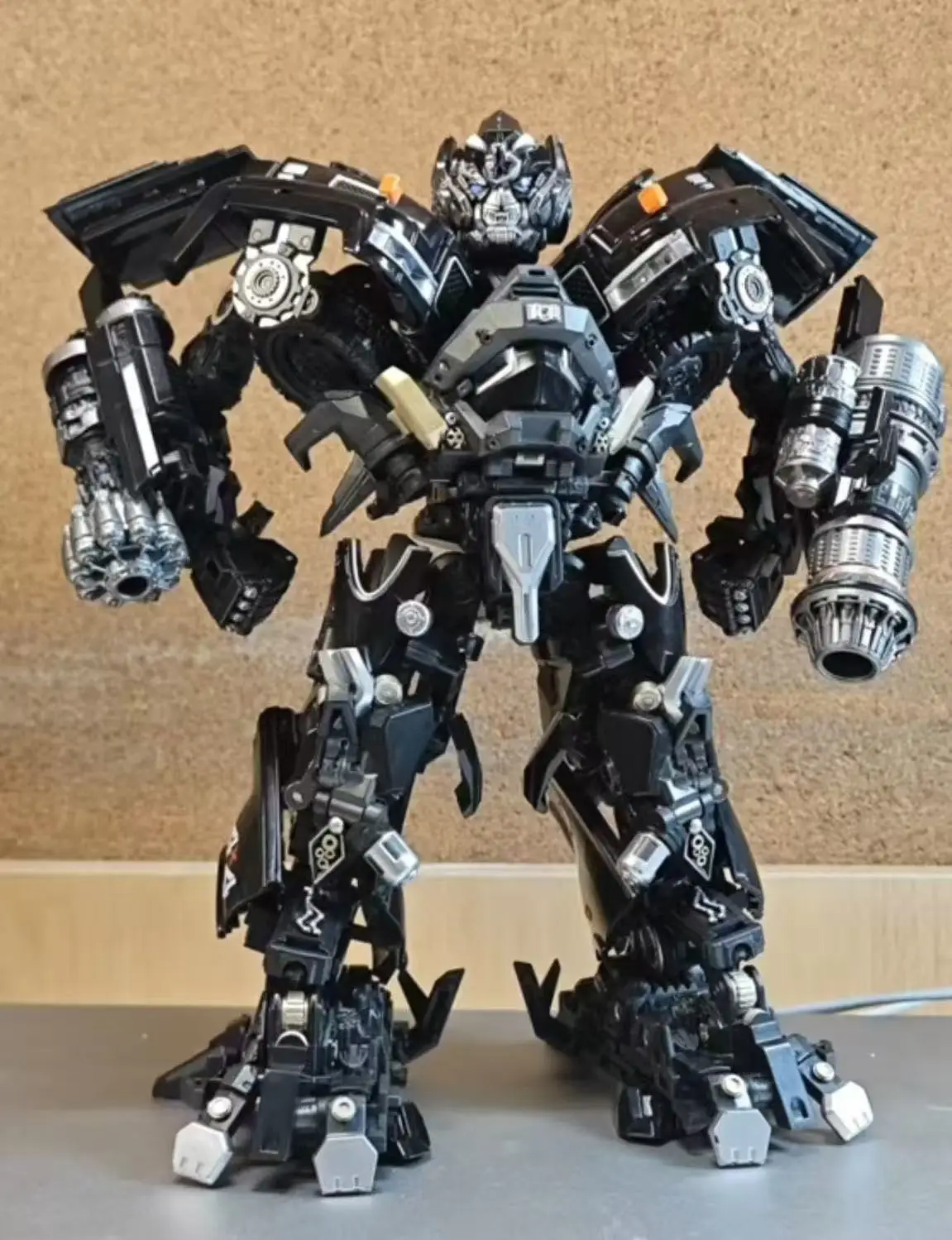 【ในสต็อก】ของเล่นแปลงร่าง M-06 เหล็กเกลียวโลหะผสมรุ่นขยายหุ่นยนต์รถโมเดลรูปกล่องต้นฉบับคอลเลกชันของขวัญ