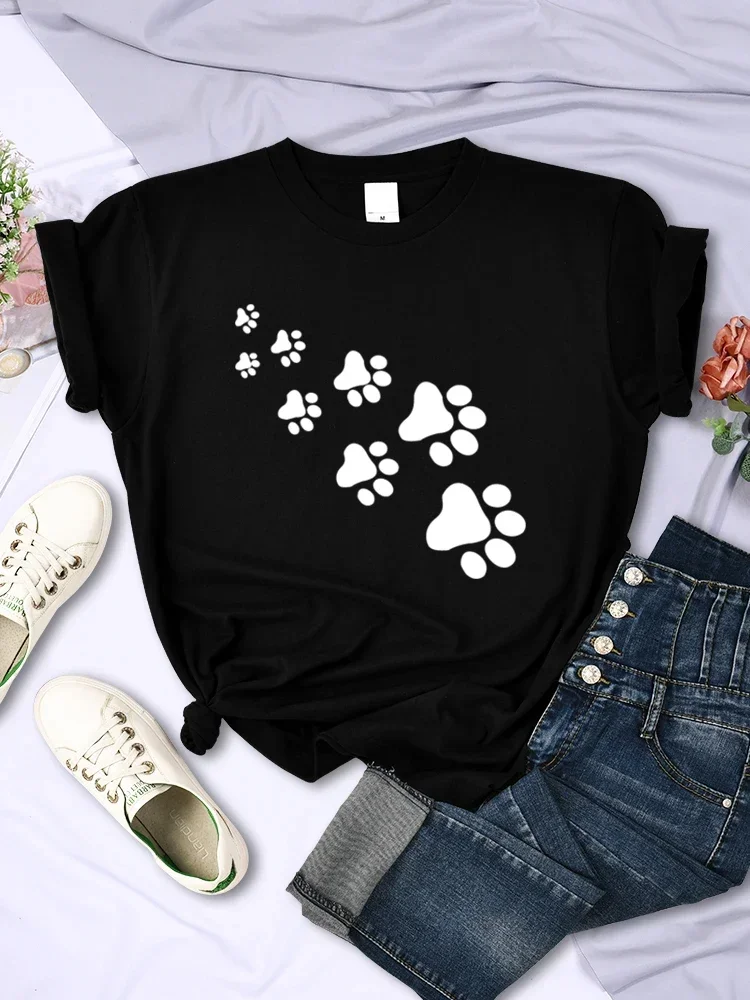 White Cat Paw Prints Women Tshirts Summer Fashion Casual Tee Clothing Breathable O-Neck Tops Soft Creativity Female Short Sleeve