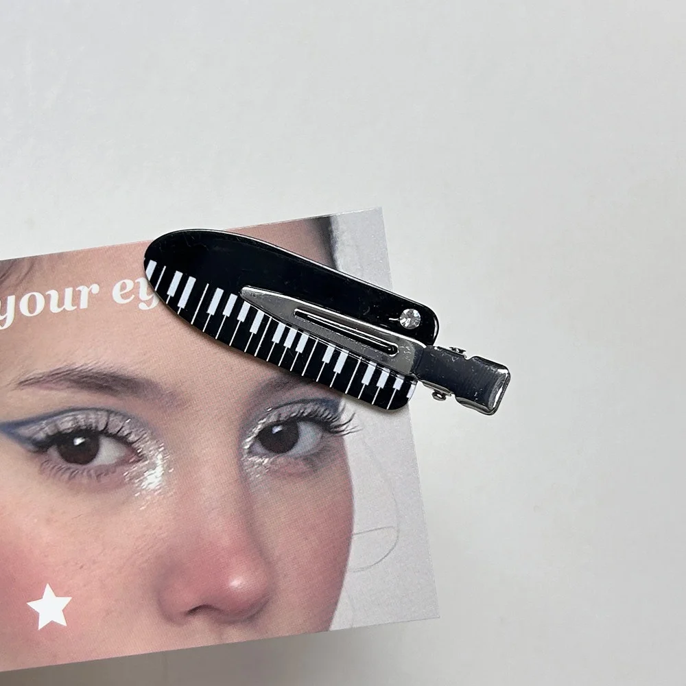 Original Harajuku Piano Guitar Hair Clip with No Trace on the Side Women's Bangs Duckbill Headwear Y2K Valentine's Day Gift view 6