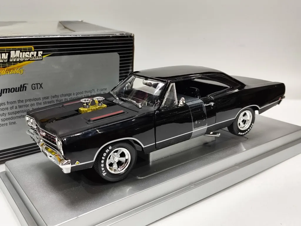 ERTL 1:18 Plymouth GTX Black Muscle Car Alloy Fully Open Simulation Limited Edition Alloy Metal Static Car Model Toy Gift