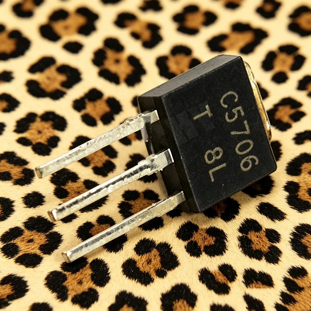 10pcs/lot 2SC5706 C5706 TO-251 In Stock
