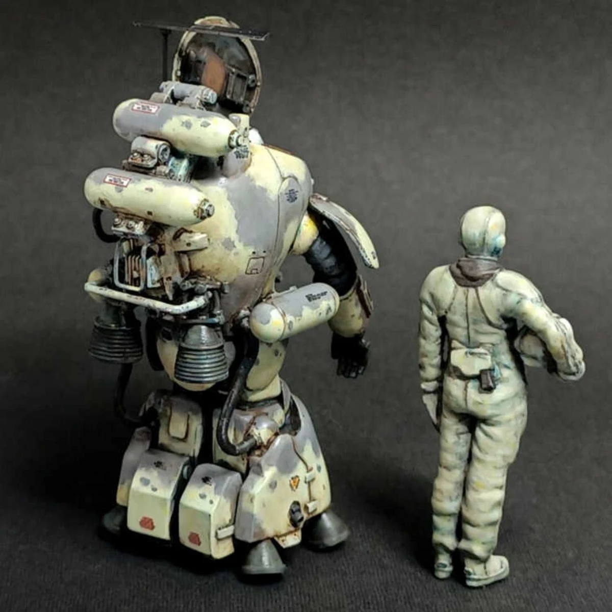 1/35 Resin Character Unpainted model Kit, Yokoyama Hiroshin Fireball and Pilot, unassembled and unpainted GK, 916R