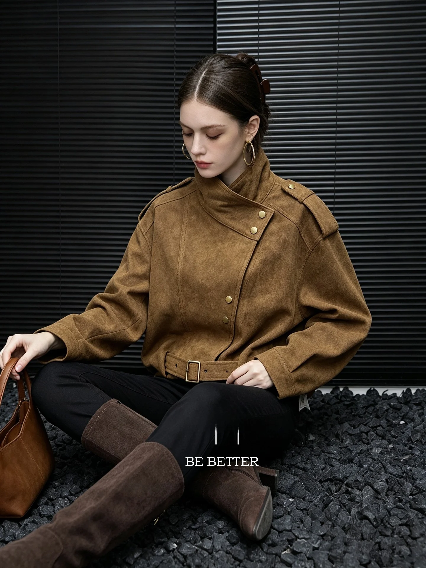 Huaappuw Retro Stand Collar Loose Short Jacket Women's Fashionable Top French Style Splicing Long Sleeve Button Closure