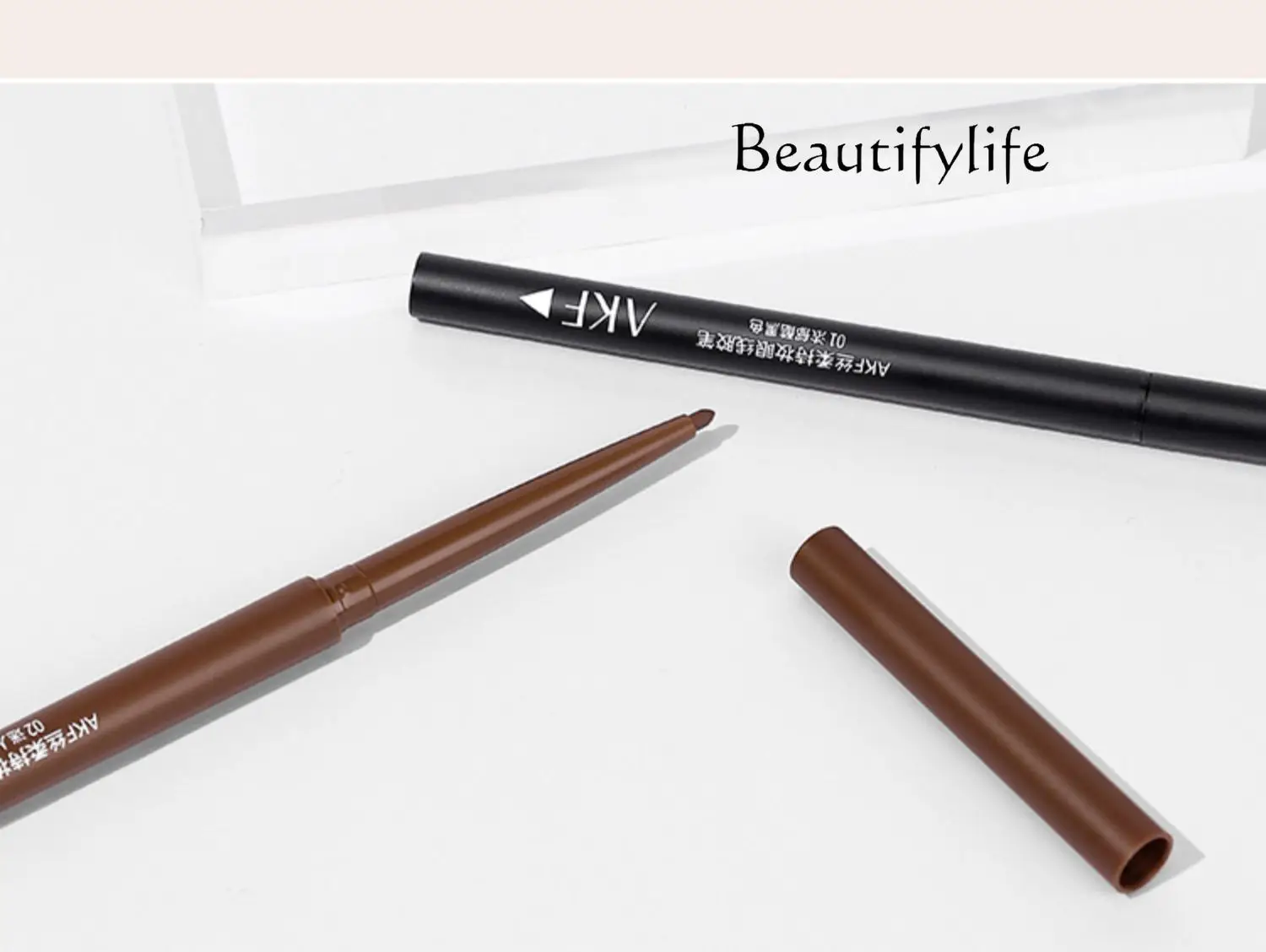 Delicate eyeliner pen waterproof, not easy to smudge, long-lasting fine liquid pen aegyo sal new affordable