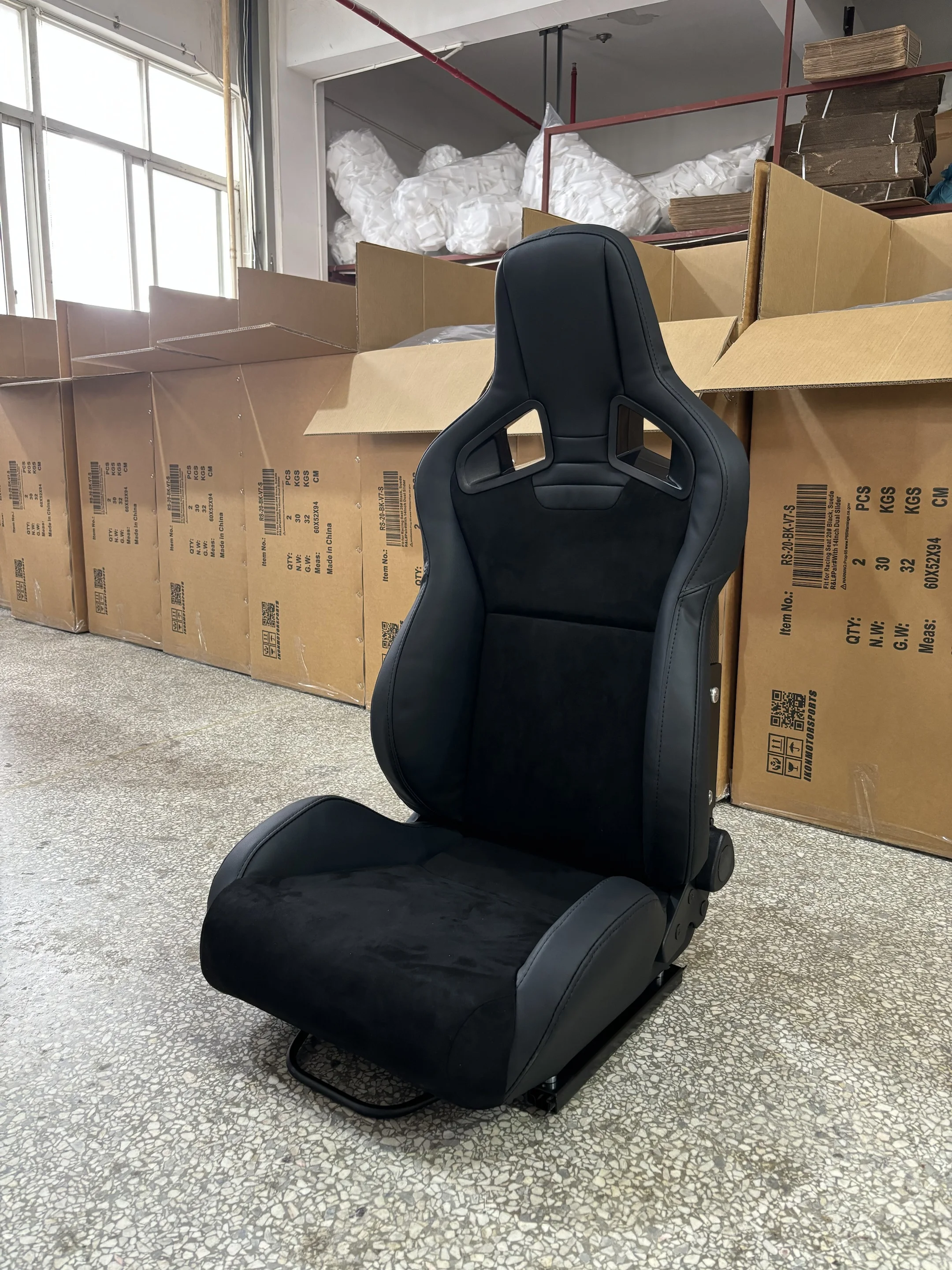 Sportster Cs Race Seats  Interior Accessories Bucket Seat Glassfiber Back Seat Carbon Fiber Seat for Modified Car Seats