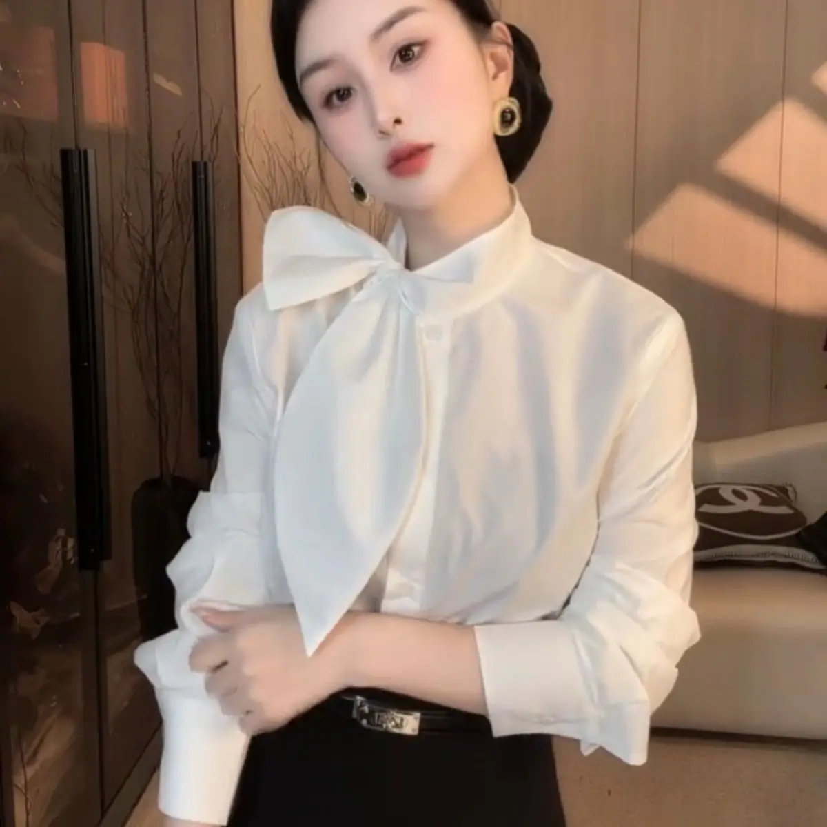 French bow streamer white temperament elegant shirt women's spring 2026 new versatile design top