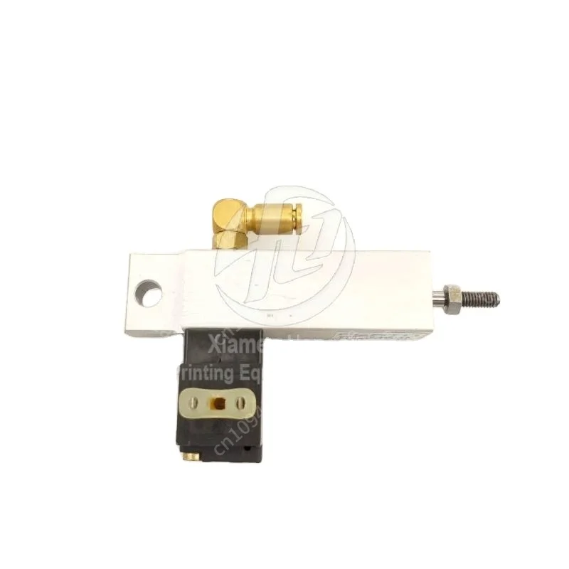 

High Quality 61.184.1133 Valve CD102 SM102 SM74 Copper Parts for Printing Machines Eco Solvent Ink UV Ink New for Printing Shops