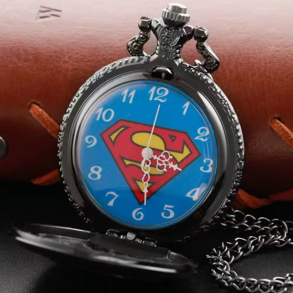 قطعة واحدة من ساعة الجيب الرجعية للهالوين على شكل مثلث كابتن ريترو وقلادة إبداعية وساعة جيب