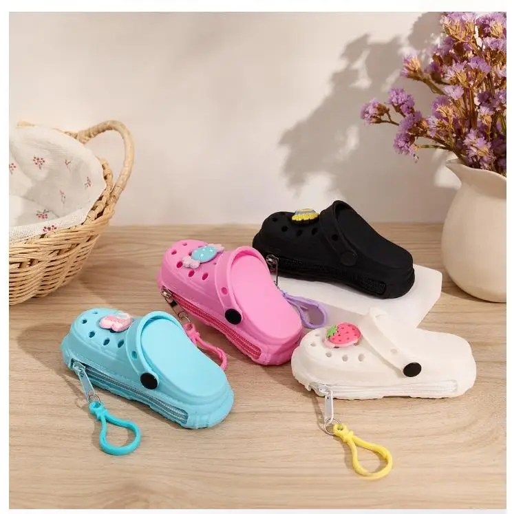Mini Silicone Clog-Shaped Zipper Pouch 3x12.5cm Cute Cartoon Keychain Coin Purse for Kids Girls Travel Storage Bag Charms Bags
