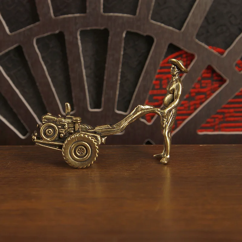 2 pieces of brass pulling cart character desktop office figurine trinkets