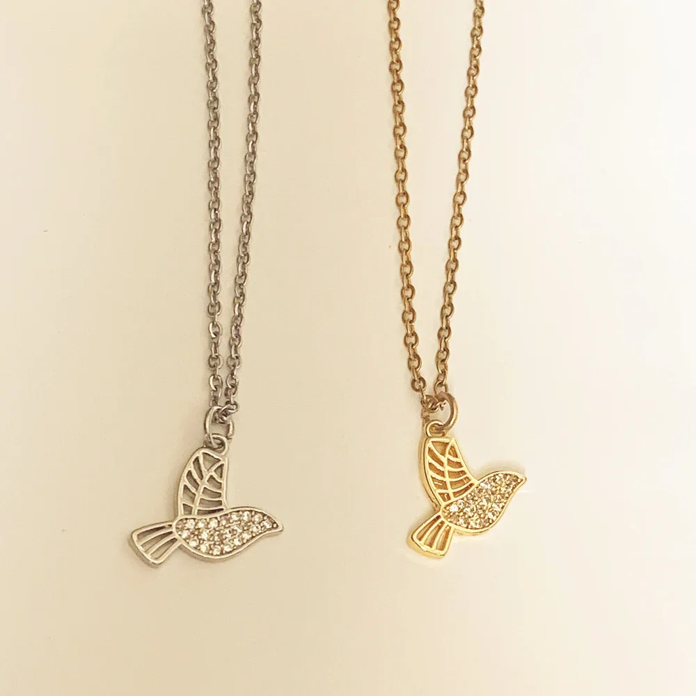 

Cute Copper Zircon Pave Hollow Bird Shape Pendant Necklace Simple Gold Color Charm Link Chain Jewelry Wholesale