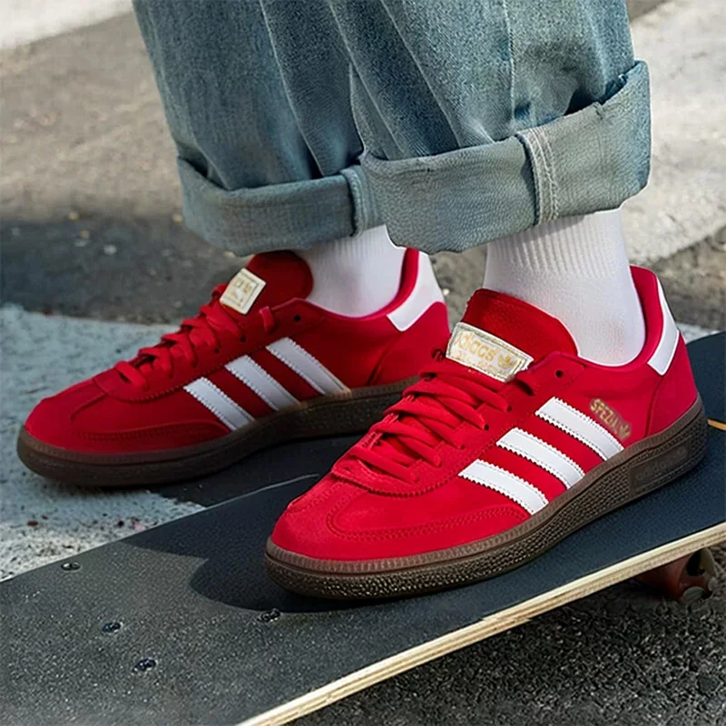 Adidas 2026new Handball Spezial Suede Sneakers Men Women Red White Casual Board Shoes Gum Sole Retro Trainers KH6039