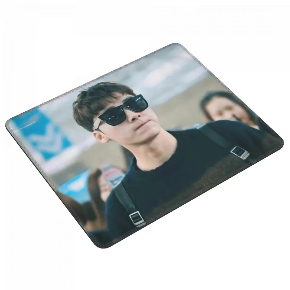Li Yifeng HD Poster Computer Rubber Mouse Pad TV The Mirror:Twin Cities Secretly Greatly Drama Stills Photo Desk Mat Mug Blotter