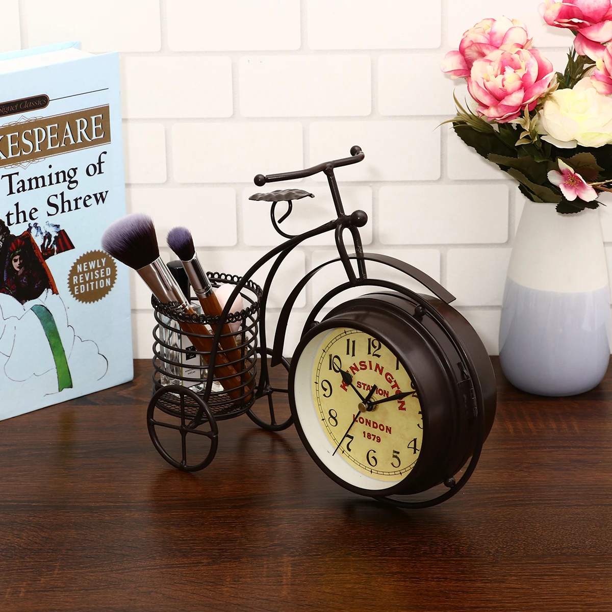 

Iron Clock Bike Shape Wrought Coffee Color Desk Decor Craft nament Clock Craft Practical Home Office Store Creative