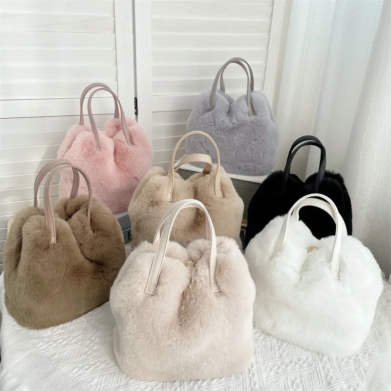 Winter Faux Fur Plush Tote Bag Fashion Large Capacity Bucket Handbag Shoulder Bag For Women Gray Pink White Daily Shopping Bag