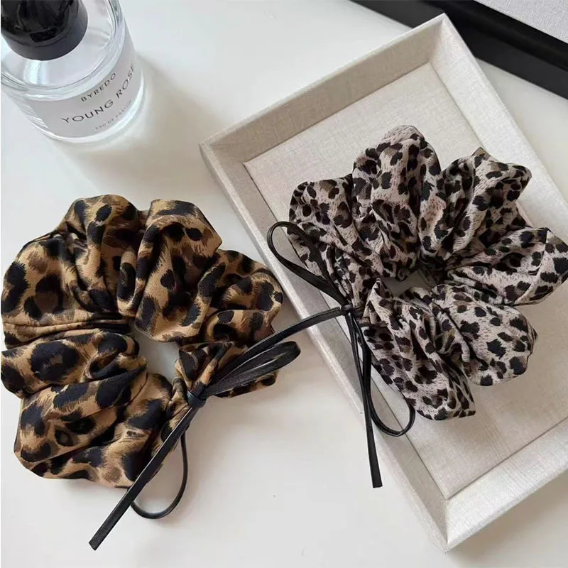 

Fashion Leopard Print Hair Scrunchie Faux Leather Bow Elastic Hair Band Women Hair Accessories for Bun Ponytail Daily Decoration