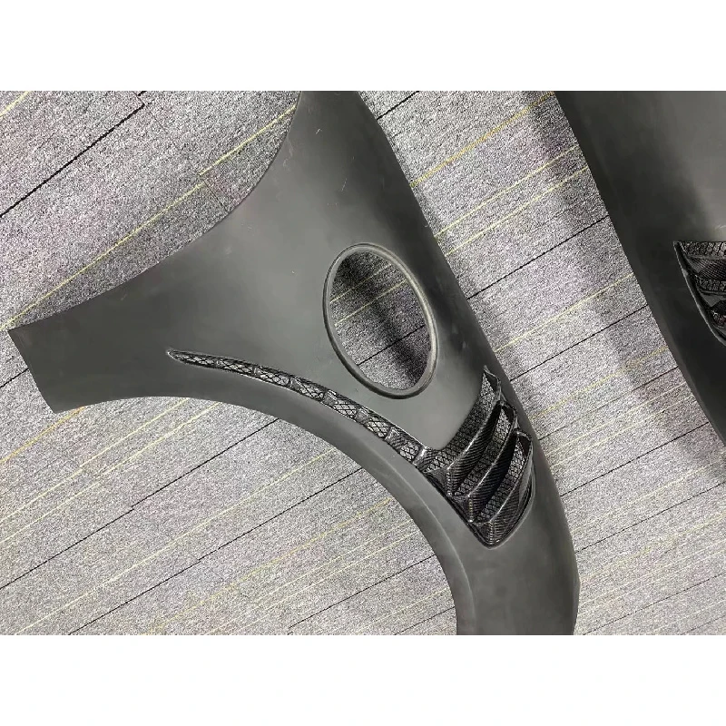 

Самые продаваемые высококачественные карбоновые накладки на боковые зеркала заднего вида в стиле RS для Cayman 981 по заводской цене