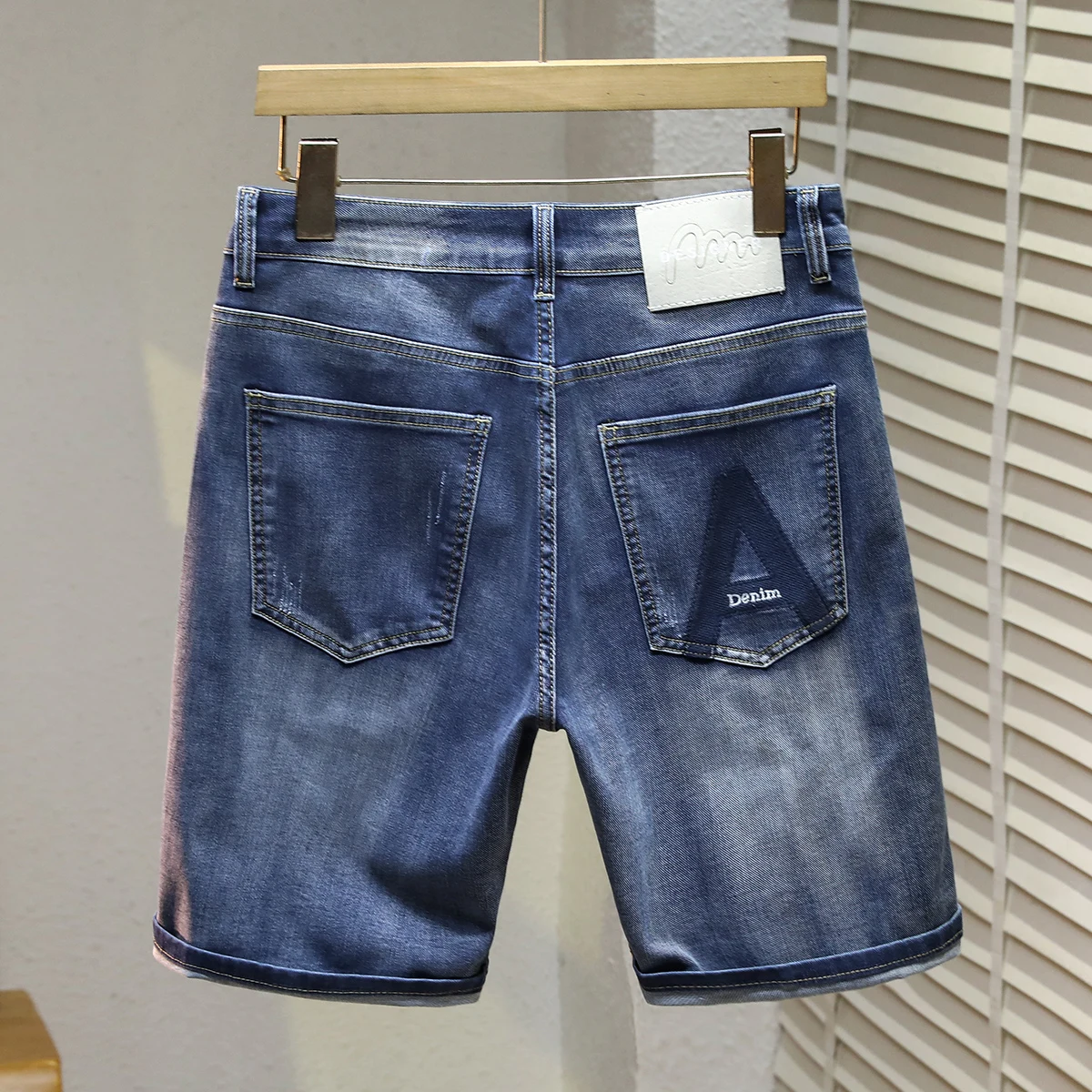 New Men's Summer Loose Denim Shorts Cotton Cat Whisker Fashion Stretch Casual Short Jeans Korean Straight Men Thin Shorts Blue