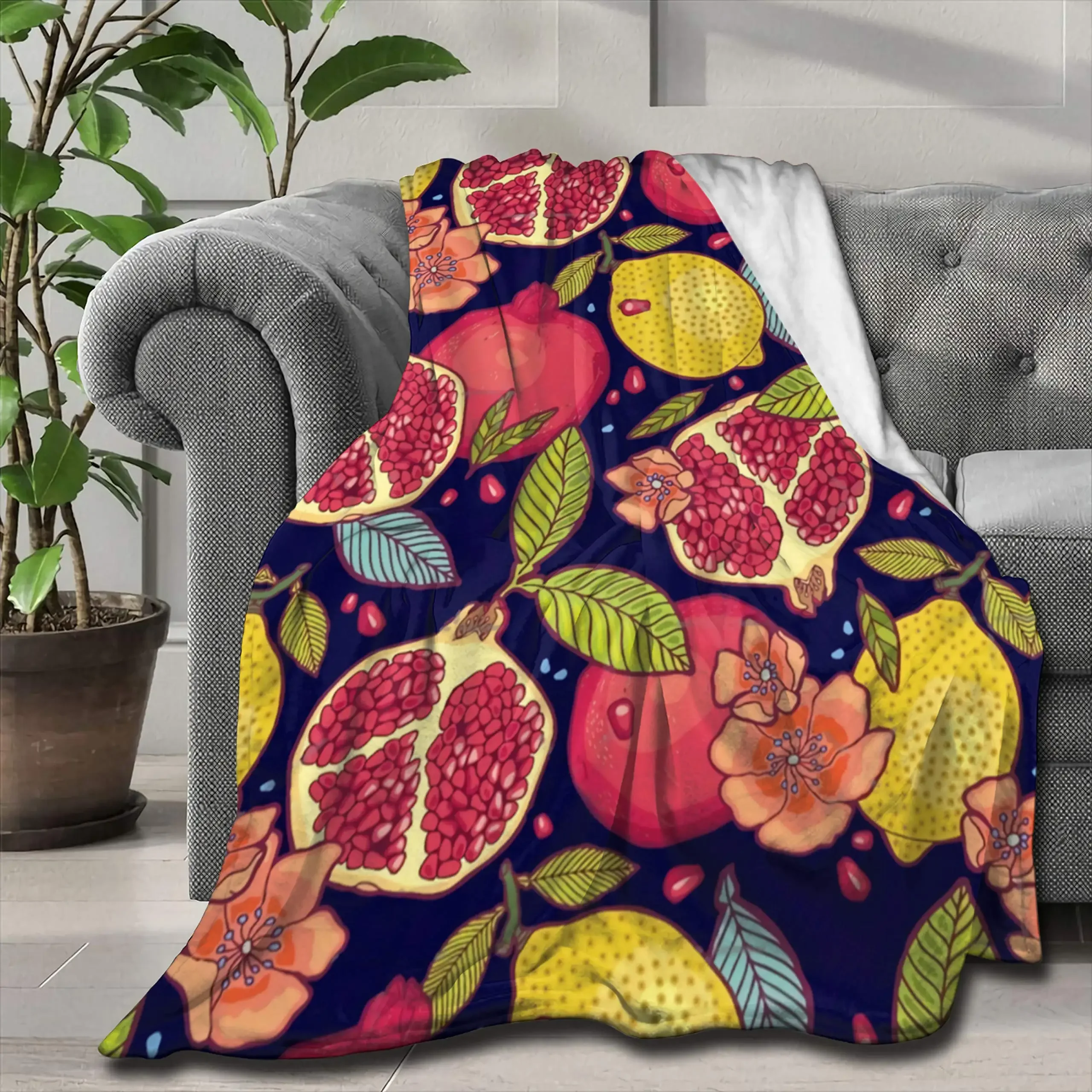 Vegetables and Fruits Theme Flannel Throw Blanket Colourful Fresh Chili for Living Room Couch Lightweight King Size Kids Adults