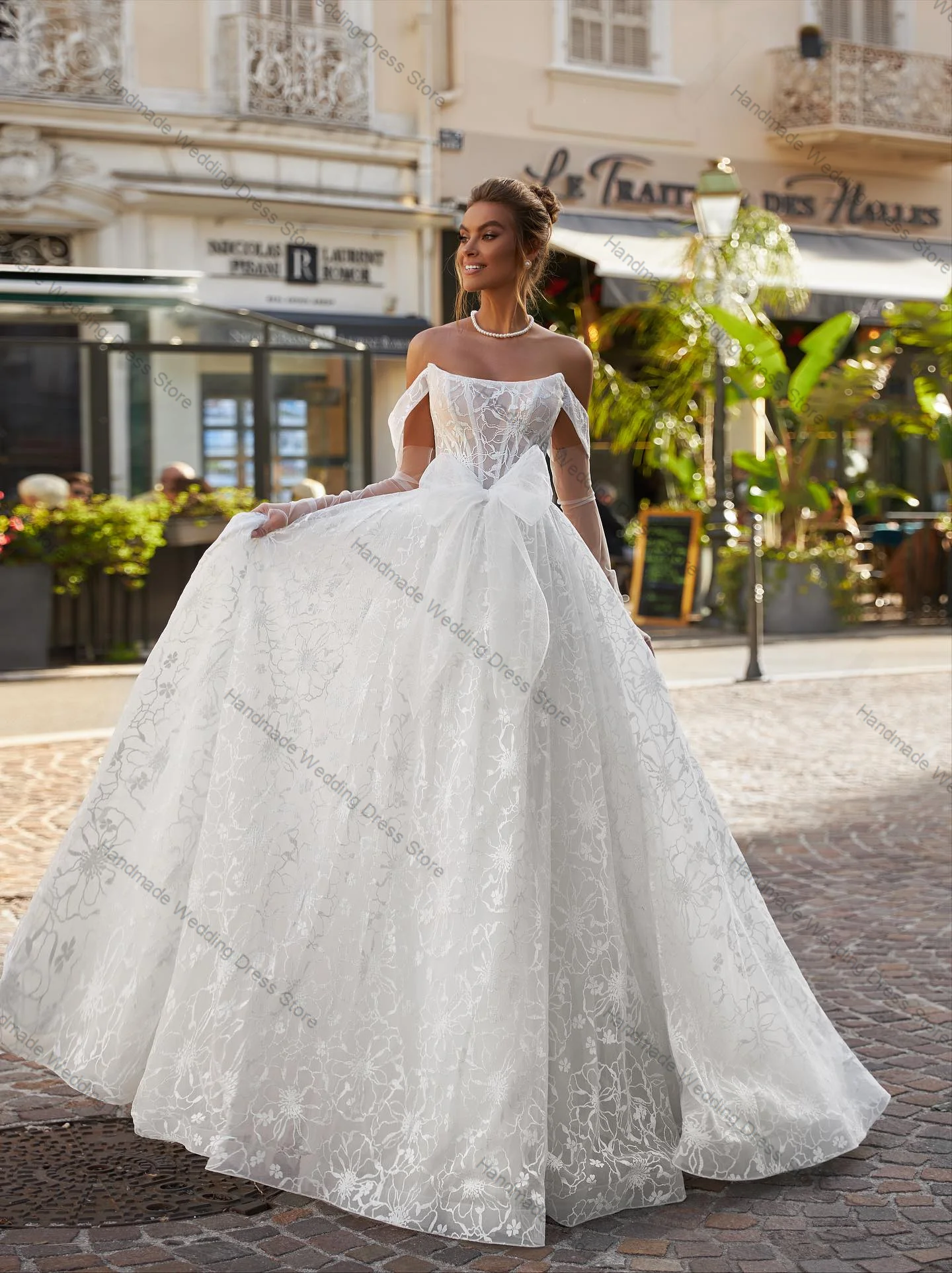 

Boho Beach Wedding Dress Bow Sexy Off Shoulder Appliqued A Line Bridal Gown Customized Lace Up Back Church Guest Long Robe