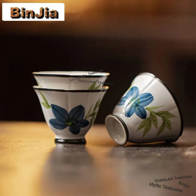 

2 шт./компл., белая керамика, мастер-чашка ручной работы, бытовая чашка с ручной росписью магнолии, креативные одиночные чашки, предметы для запаха чая, 30 мл