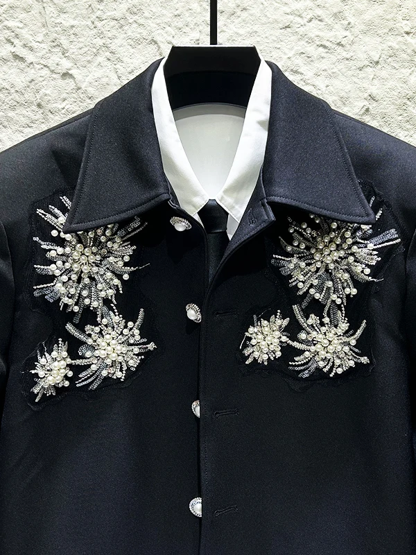 Luksusowe, haftowane, zdobione kwiatami i koralikami marynarki z klapami, moda męska 2025, jesienne nowe modne kurtki, lekkie luksusowe krótkie płaszcze.