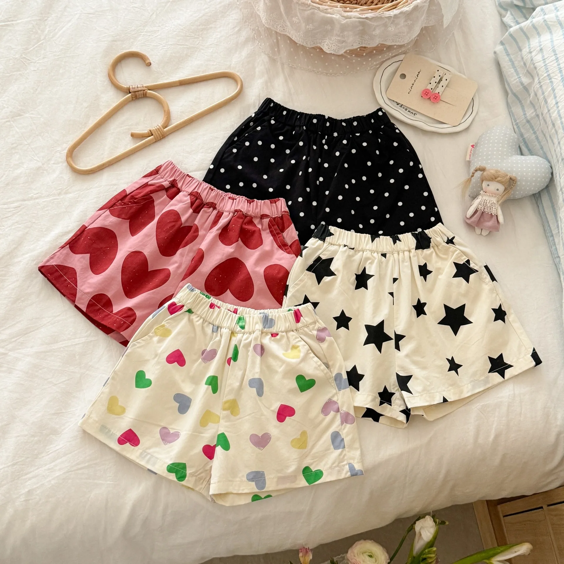 2026 Summer New Kids Girls Full Printed Thin Five Inch Shorts Fashionable Casual Outdoor Daily Wear Shorts for Baby Girls
