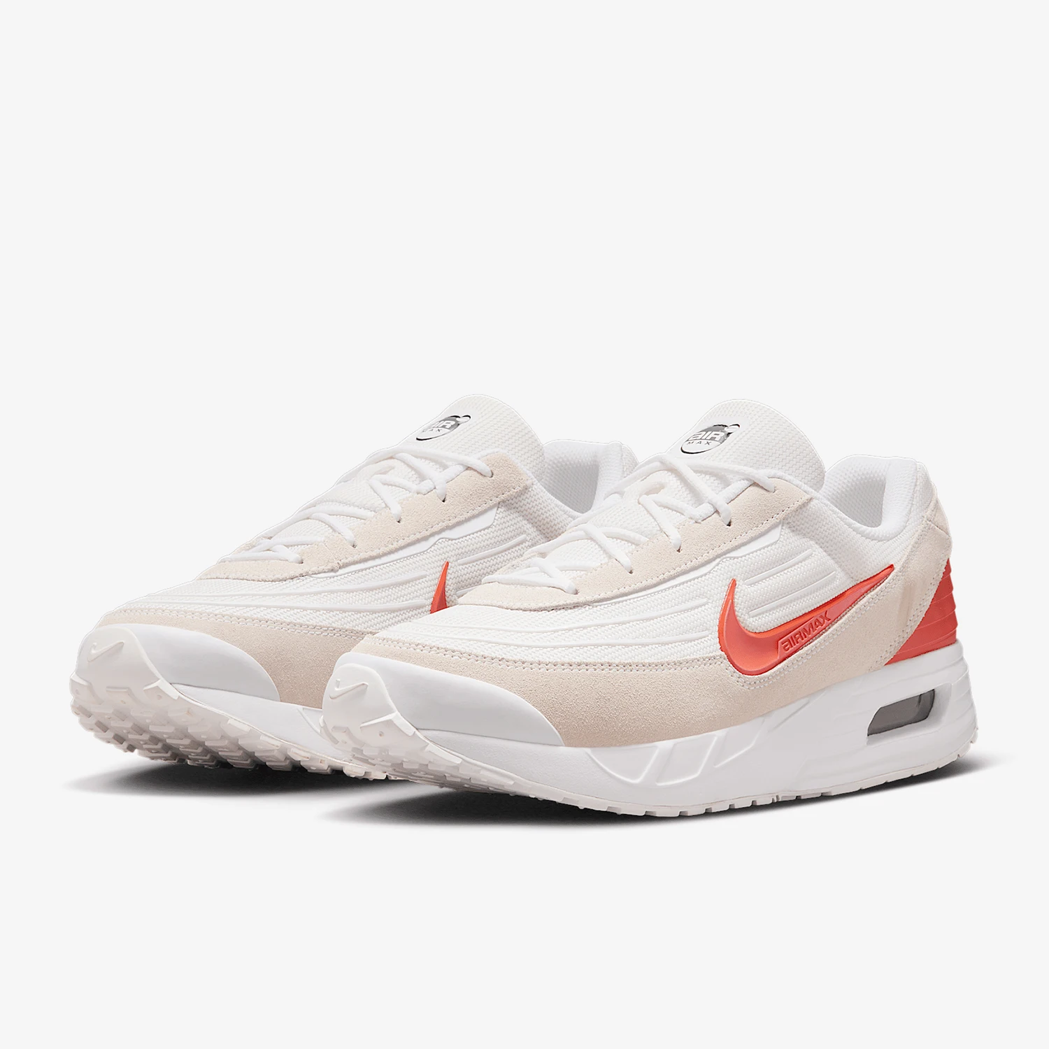 حذاء الجري الرسمي للرجال من Nike AIR MAX VERSE FV1302-100