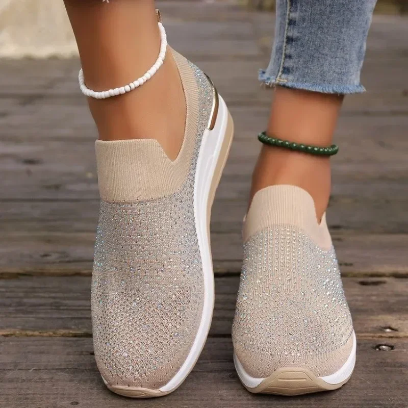 

2025 Fashion New Women's Platform Shoes Rhinestones Bling Slip on Casual Sneakers Breathable Light Women's Walking Shoes