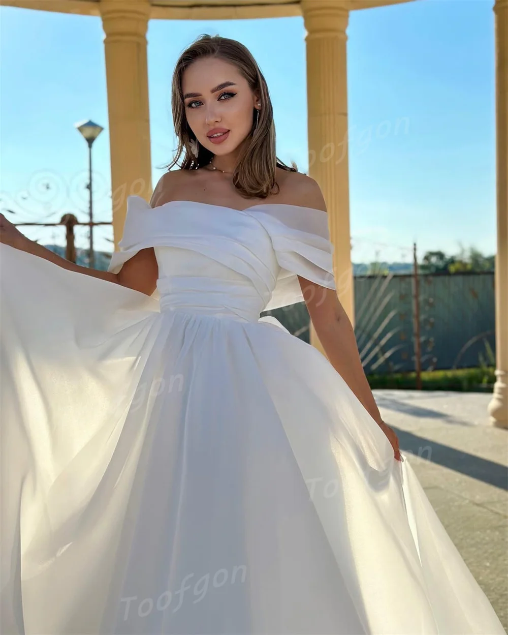 Toofgon Customized Off Shoulder A Line Wedding Dresses Organza Short Sleeve Bride Gown Backless Long Beach Boho Bridal Gown