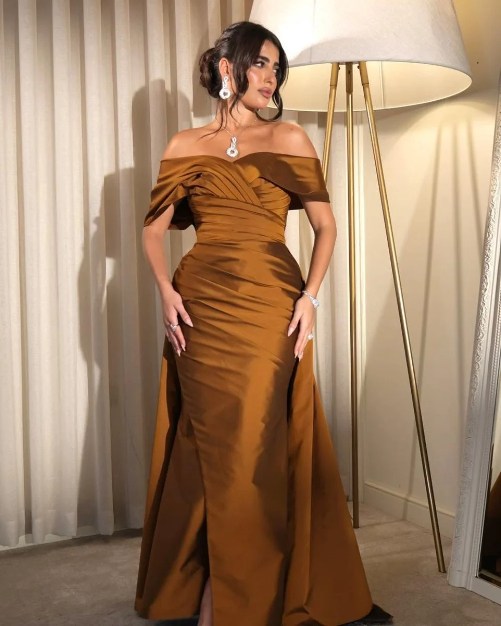 

Customized Pastrol Pleat Trumpet Off-the-shoulder Long Dresses Bespoke Occasion Chinese Style Matching Exquisite