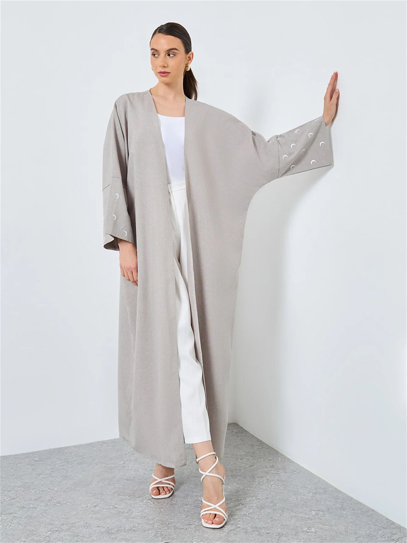 Middle Eastern Muslim Women Abayas Islamic Kaftans Casual Maxi Dresses Full Sleeve Jilbabs Embroidery Loose Open Front Abaya