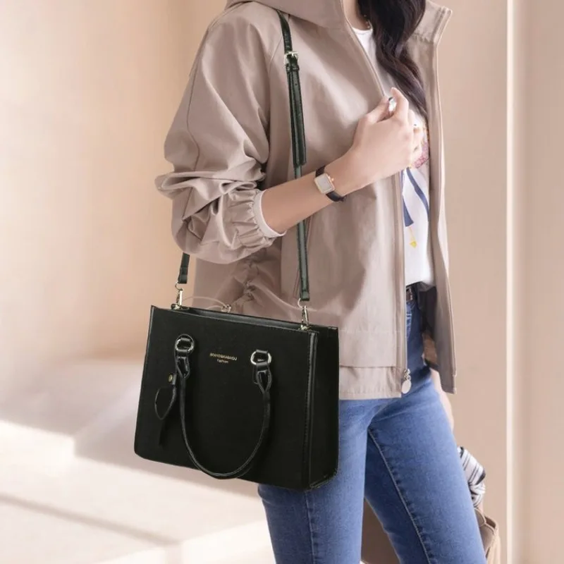 

Classic Shoulder Bag For Women A Trusted Favorite That Never Goes Out Of Style