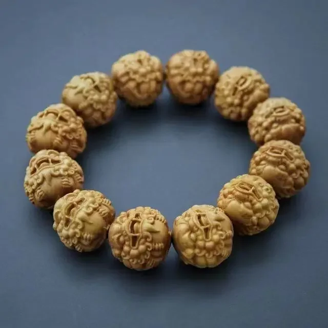 

Резные изделия из дерева туи: подвеска-талисман Пиксиу, креативные украшения из цельного дерева, поделки для рукоделия