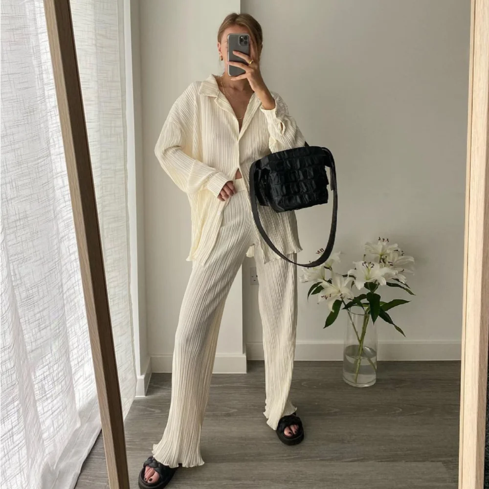 2023 European and American popular long sleeved lapel pleated shirt top with wide legs and floor dragging thickened drape set