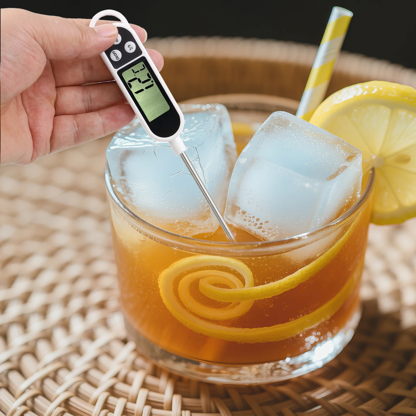 ميزان حرارة رقمي عالي الدقة للطعام - للخبز والطهي وأغذية الأطفال، يقيس الماء والزيت والحليب ودرجات الحرارة الأساسية