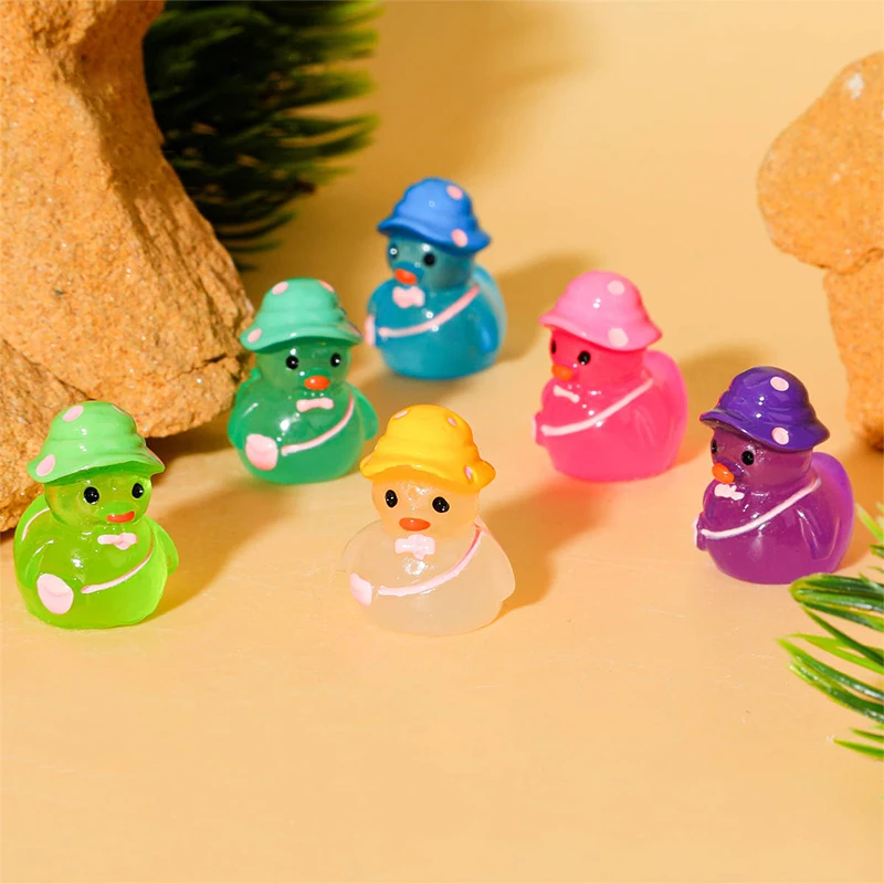 5Pcs Simulation Resin 3D Luminous Big Hat Backpack Ducks Dollhouse Scene Decor Accessories Pretend Play Toy Home Desktop Decor