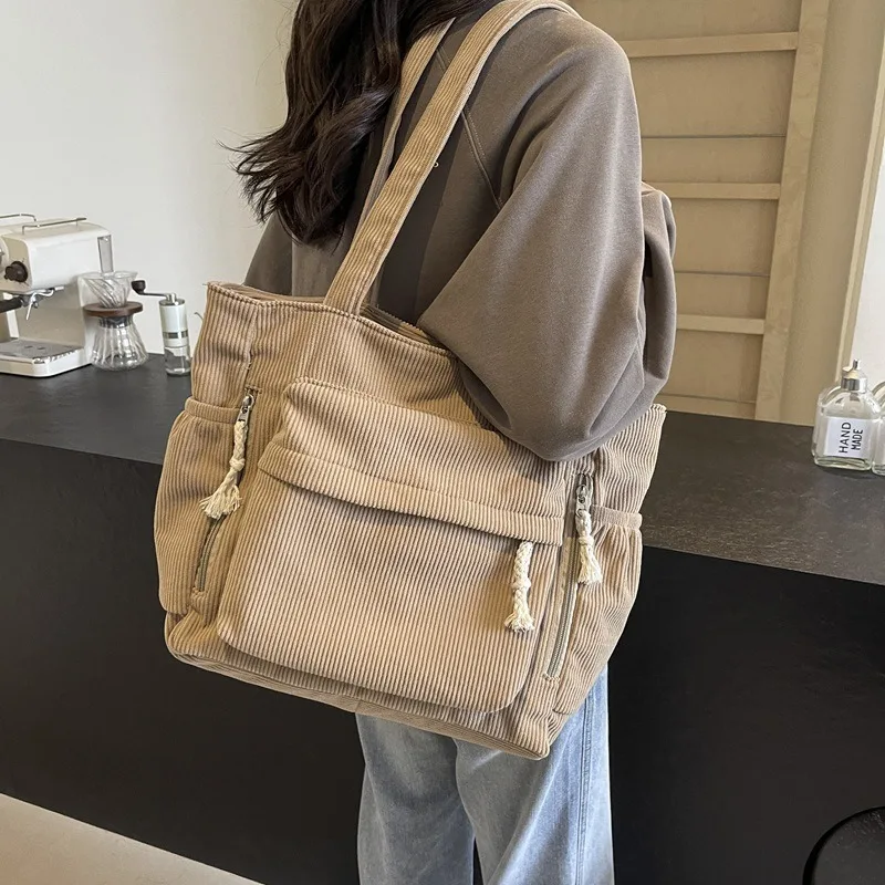 

Large Capacity Premium Corduroy Tote Bag for Women 2024 New Trendy Shoulder Handbag Commuter Tote Bag