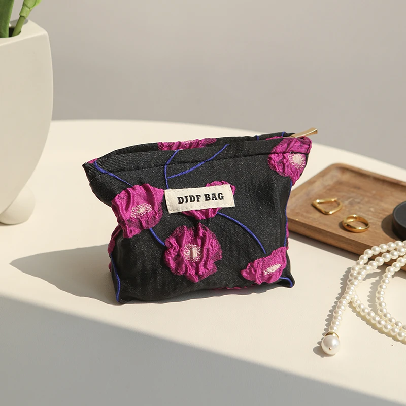 Women\'s Cosmetic Bag Small Purple Flowers Large Capacity Cosmetic Lipstick Storage Bag Portable Coin Purse Commuter Card Holder