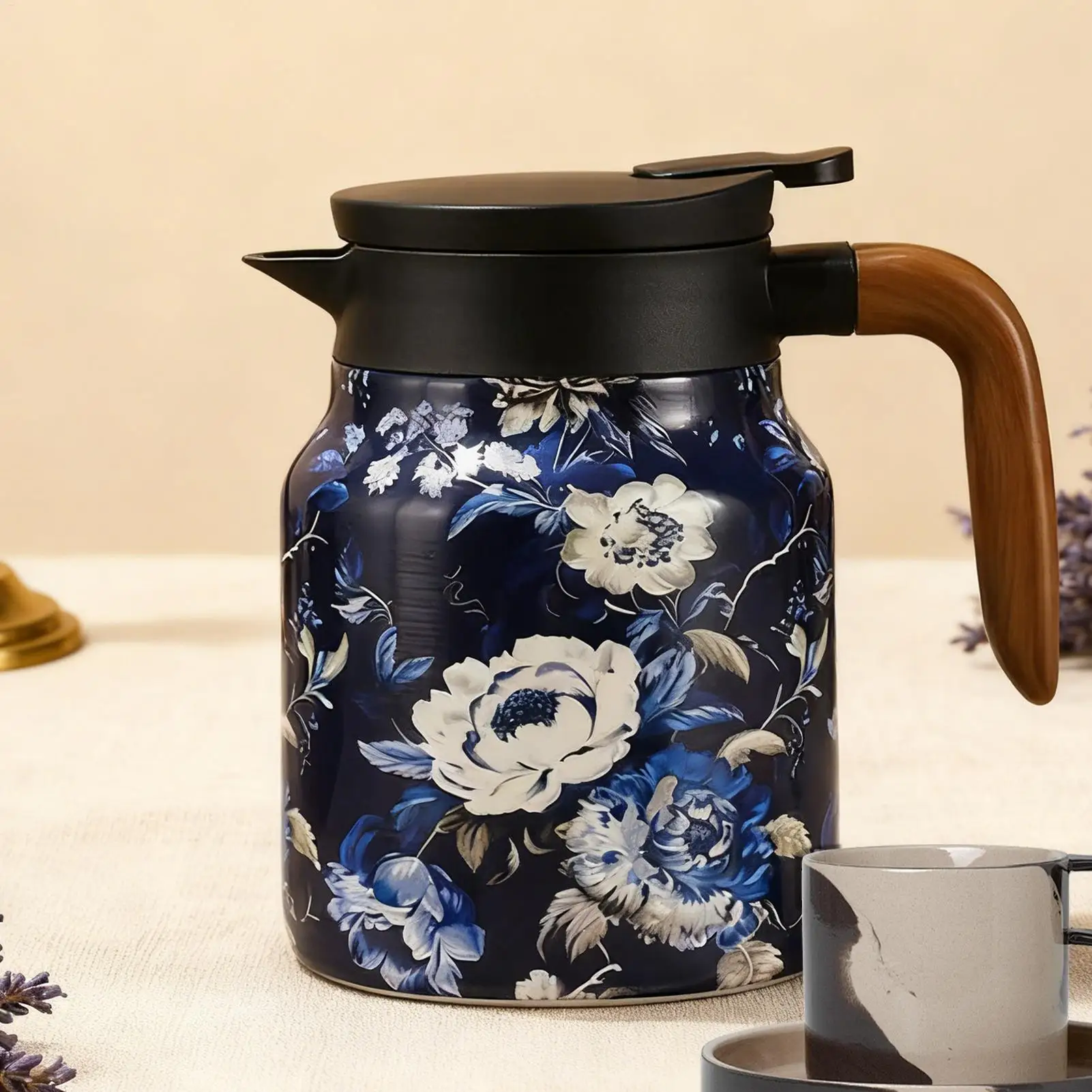 

Floral Tea Pot Floral Kettle Stainless Steel Insulated Leakproof Built-in Strainer Tea Water Kettle Vintage Floral Tea Thermos